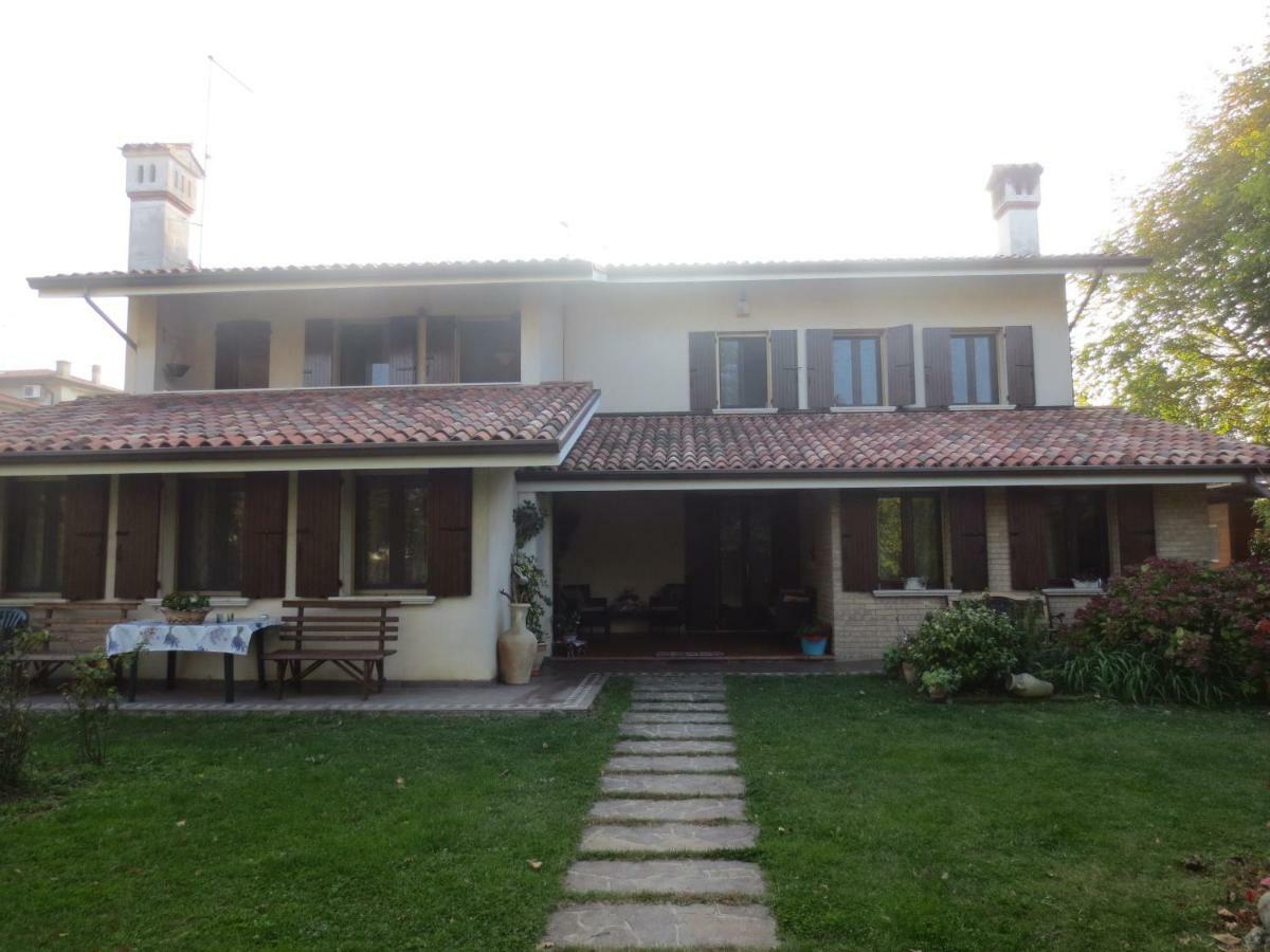 Appartamento Casa Della Nonna Noventa di Piave Bagian luar foto