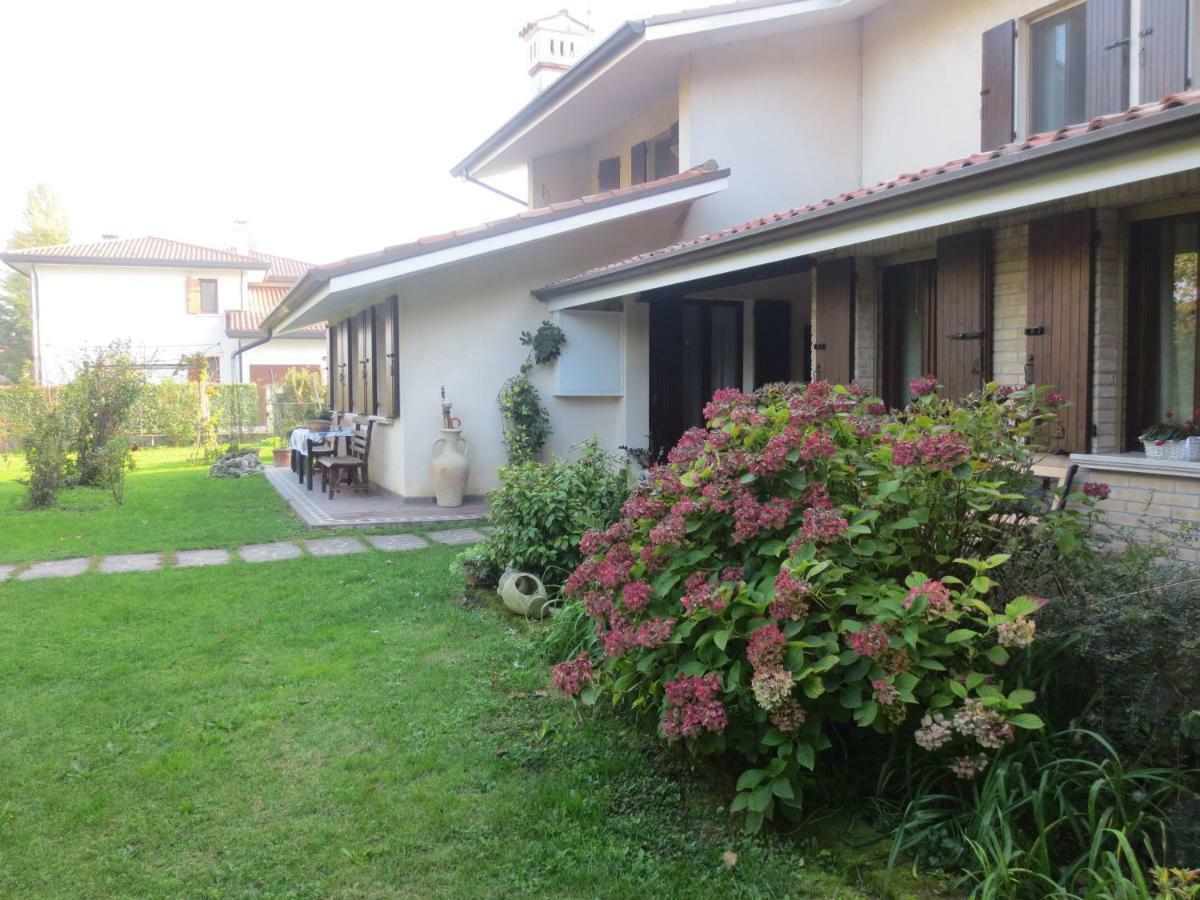 Appartamento Casa Della Nonna Noventa di Piave Bagian luar foto