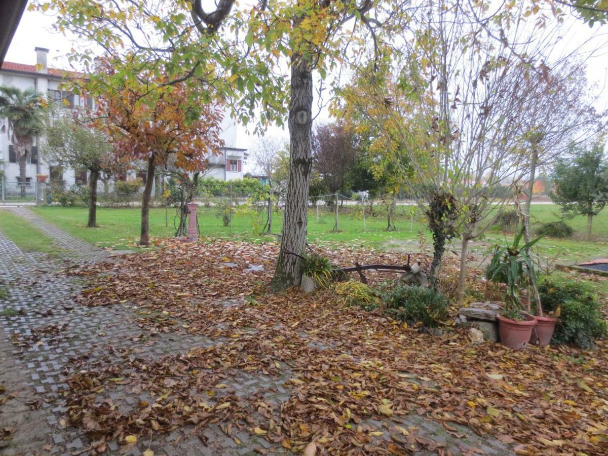 Appartamento Casa Della Nonna Noventa di Piave Bagian luar foto
